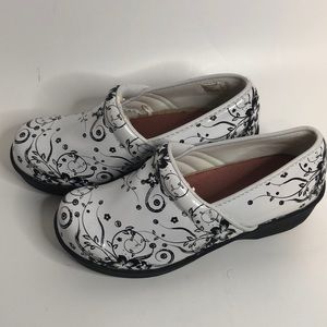 Safe Step size 5.5 good shape see pic